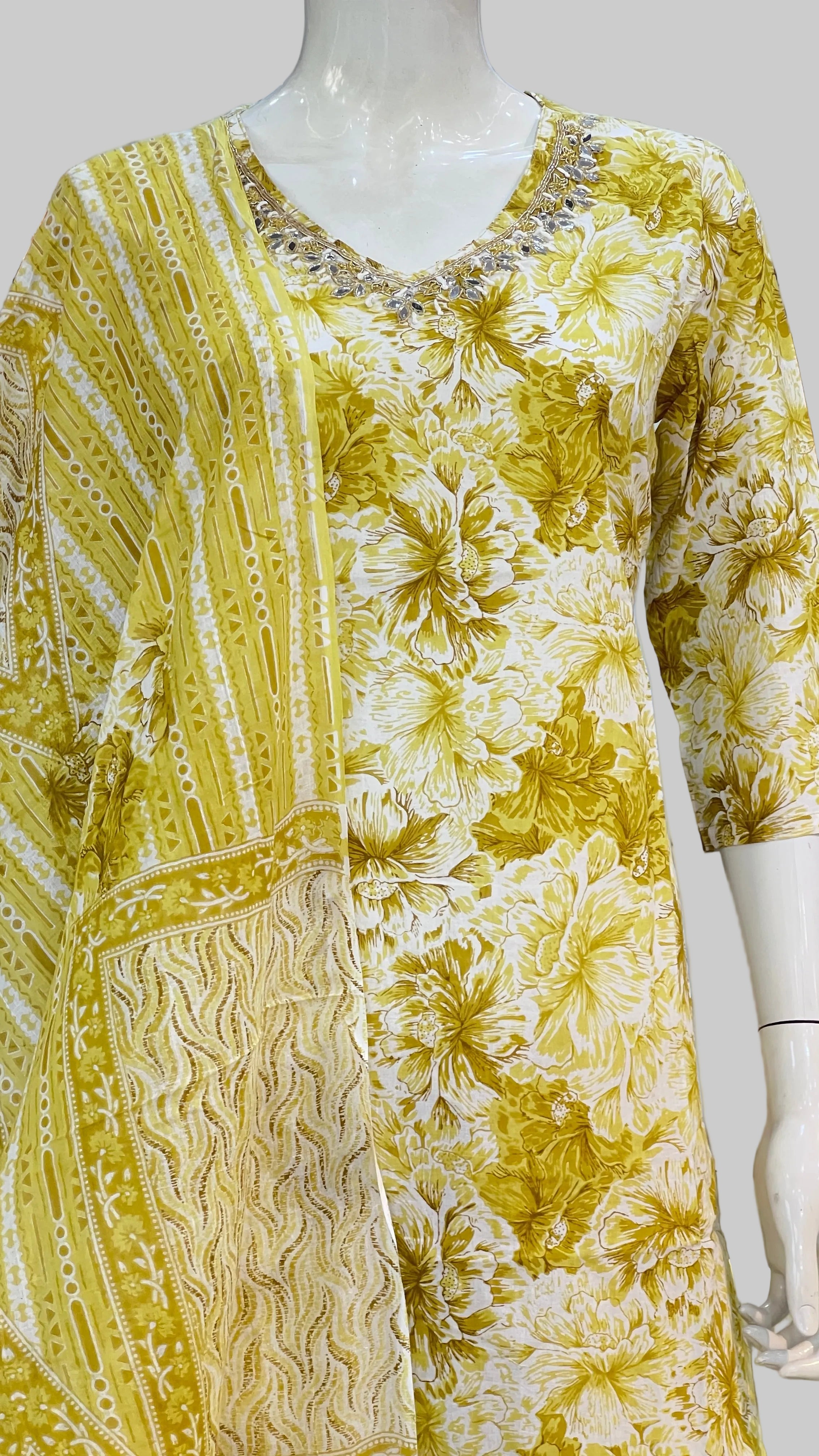 v-neck cotton printed suit ( gj 7167 )