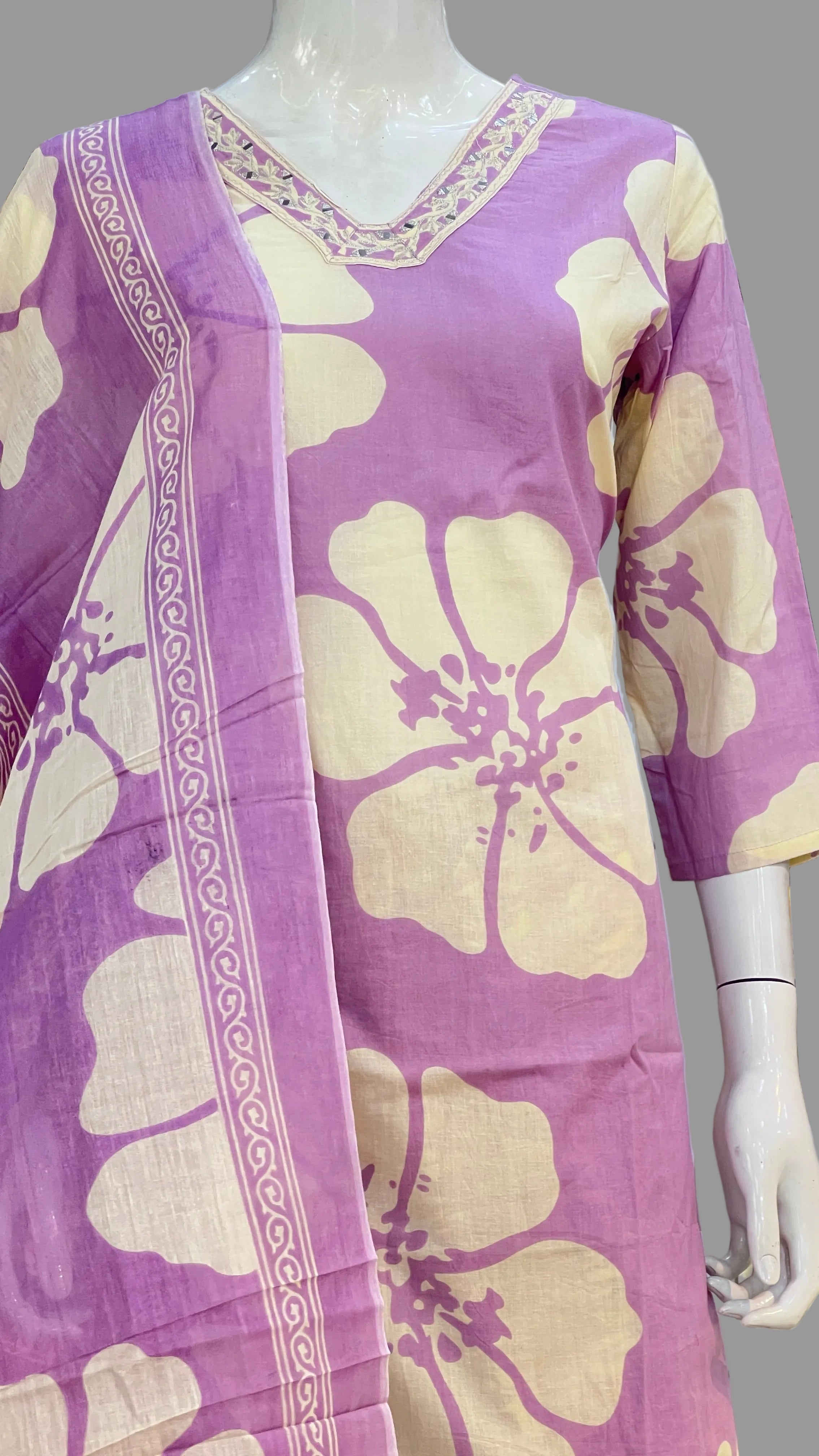 Flower printed cotton suit ( gj 7367 )