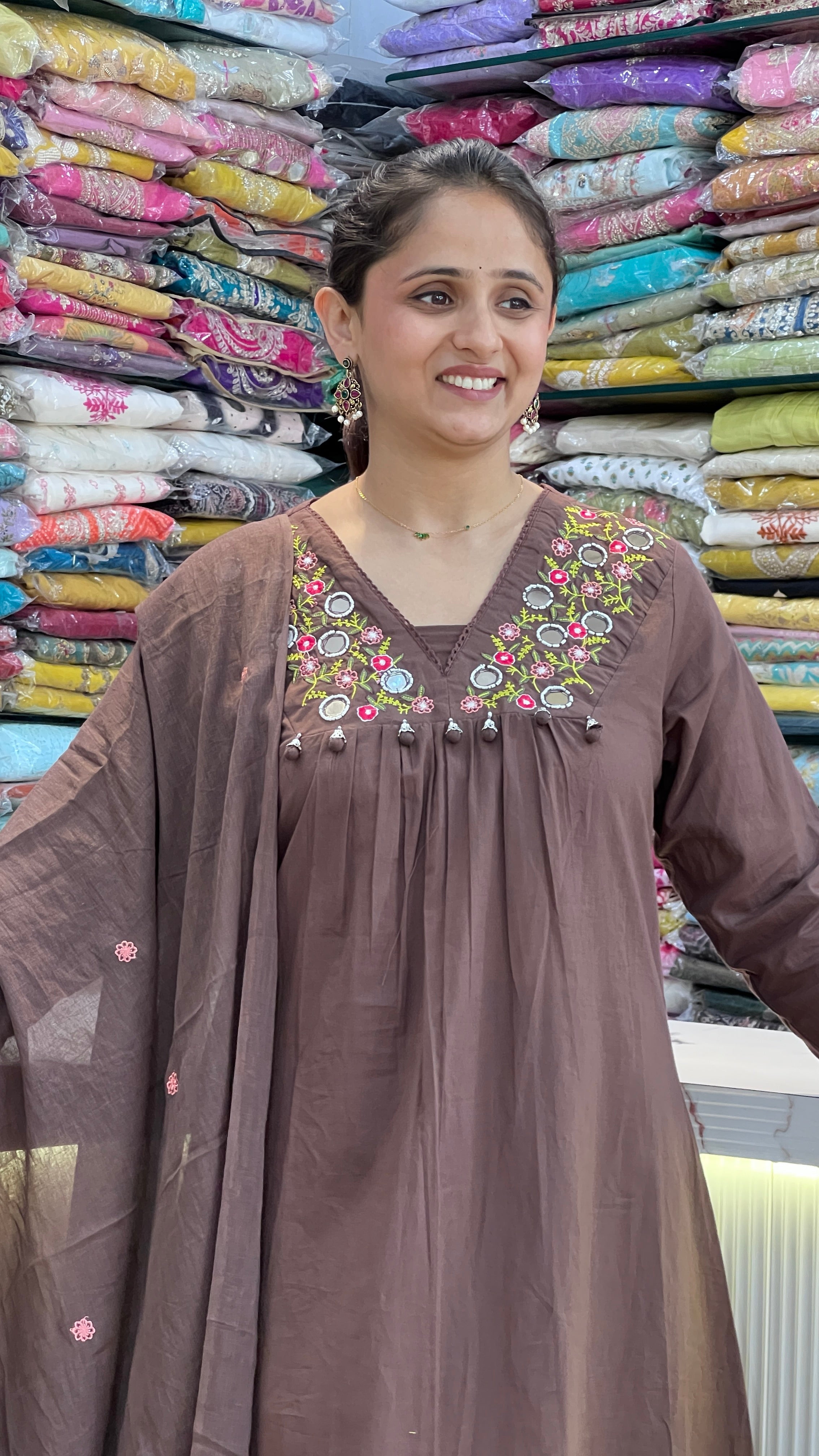 Designer mirror work suit ( gj 7867 )