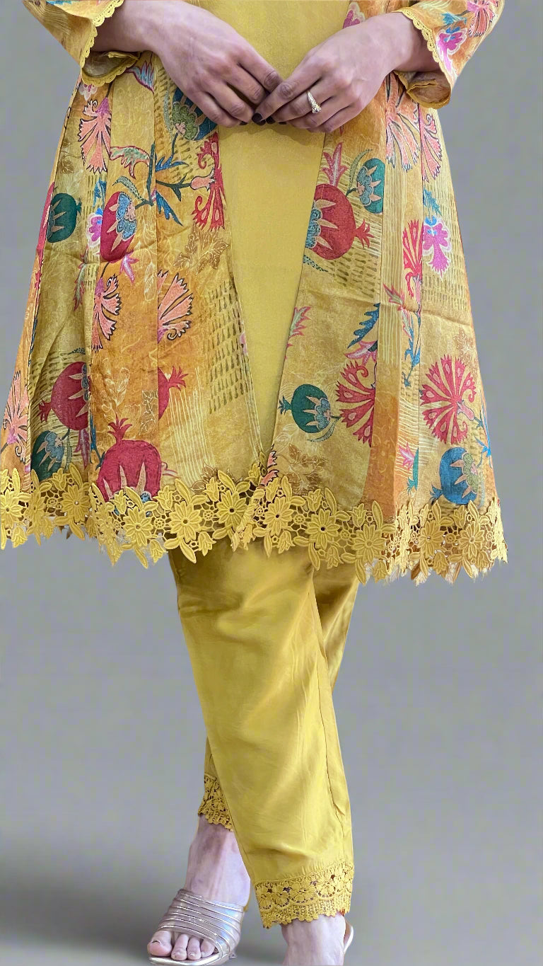 Arya short shrug suit