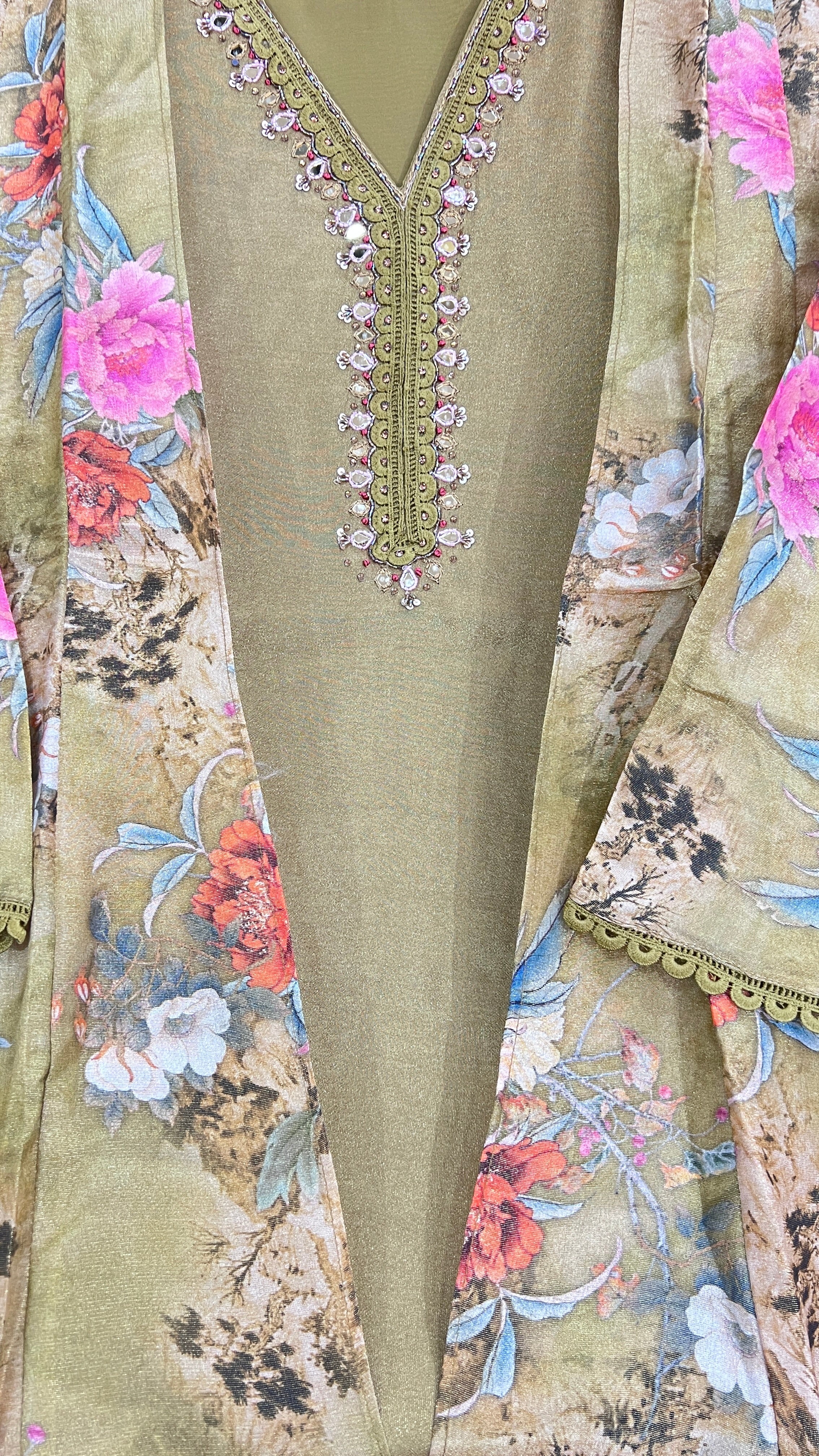 Arya short shrug suit