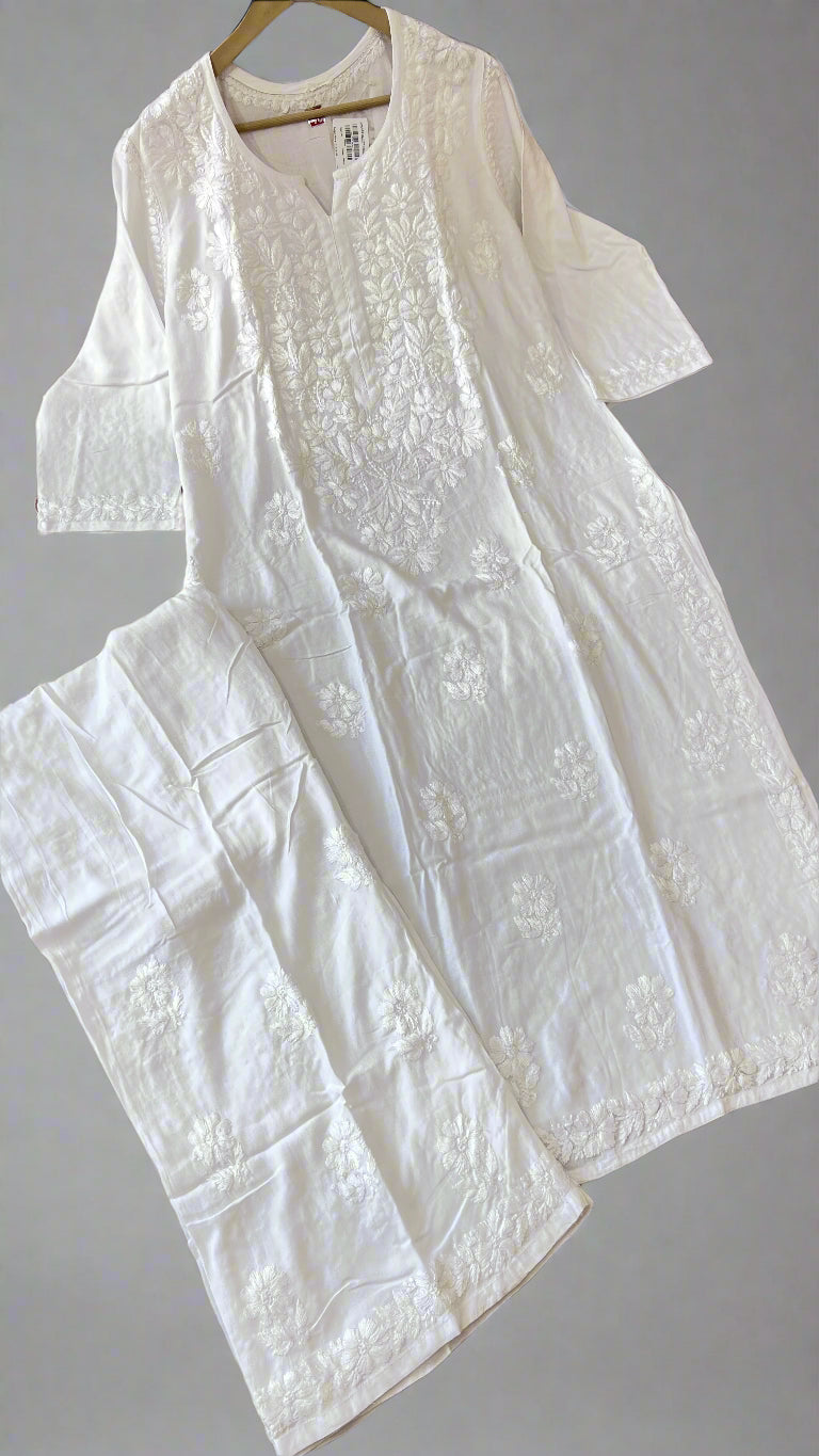 Aarna Lakhnavi Plazo set