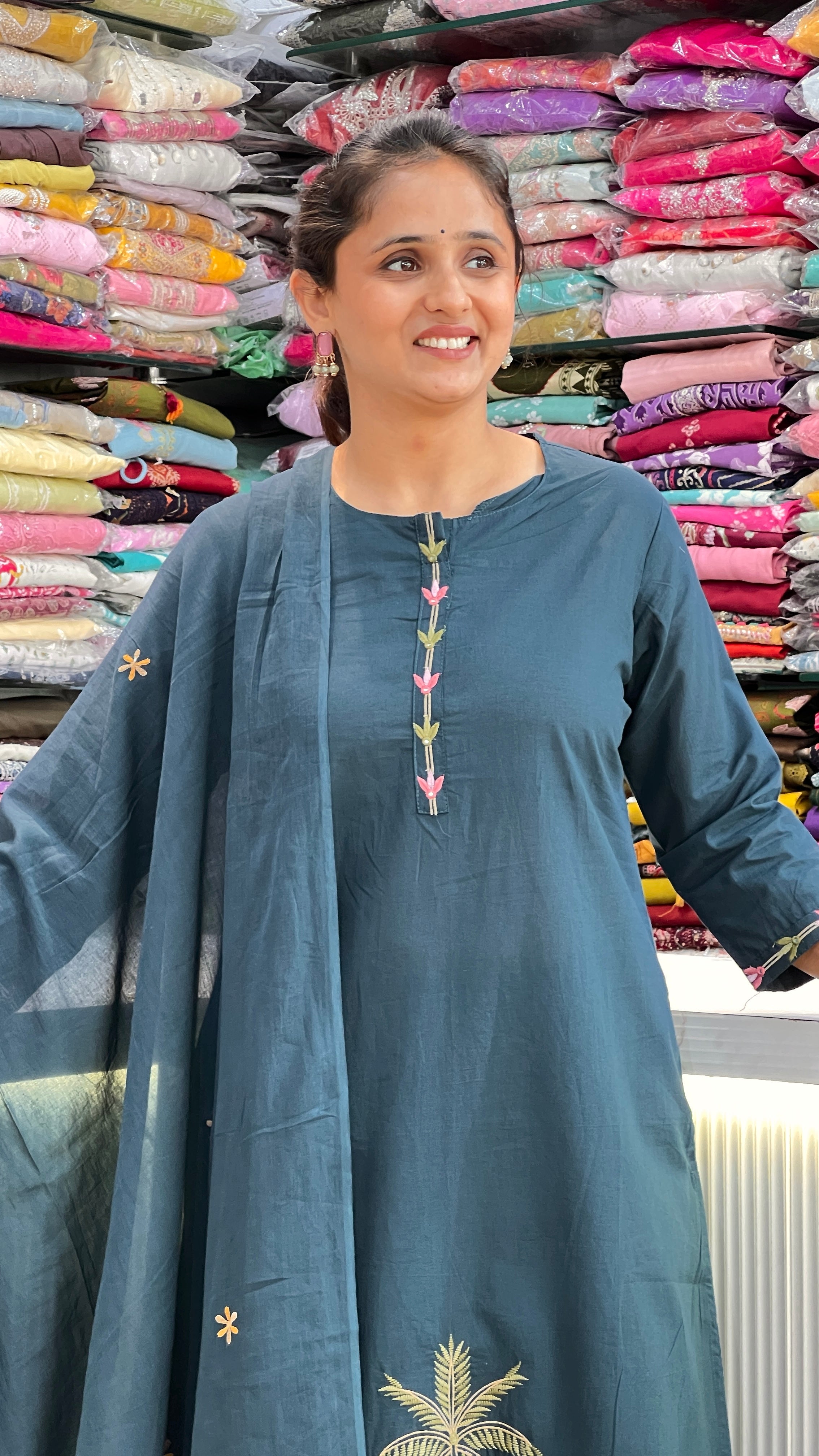 Cotton embroidered suit ( gj 11467 )
