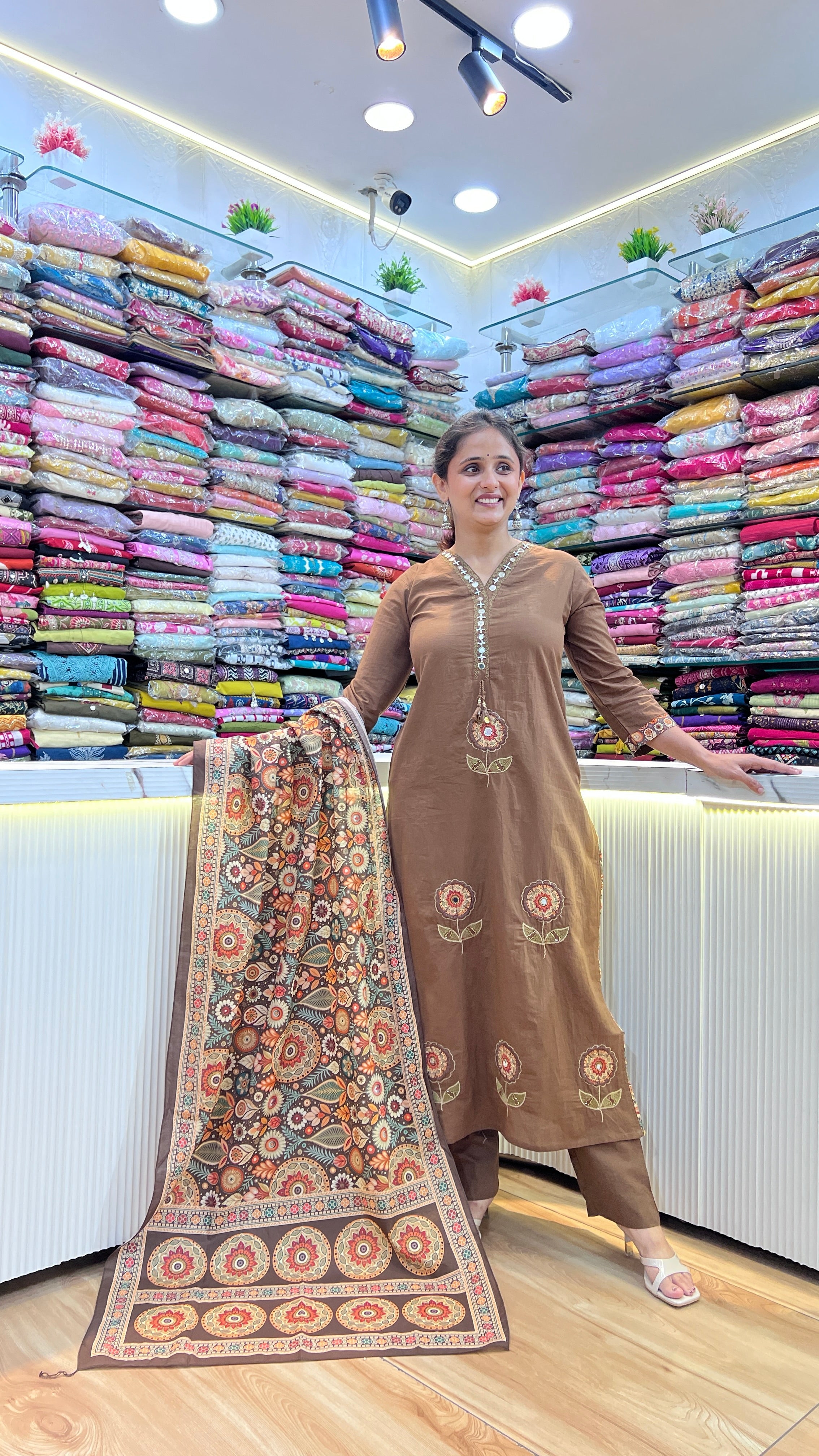 Cotton embroidered suit ( gj 11367 )