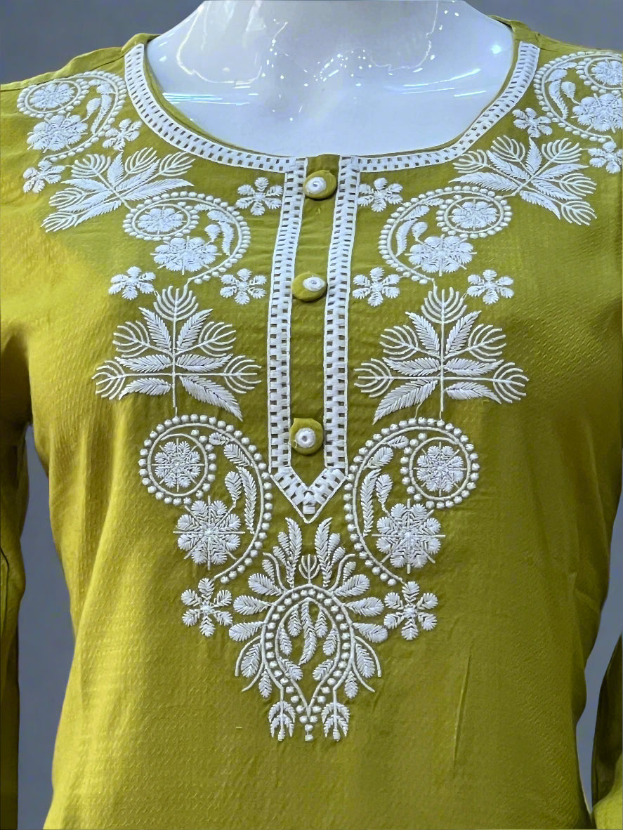 neck embroidered short kurt