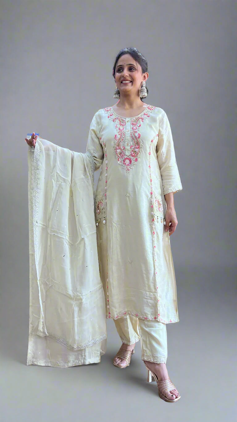 Jas hand embroidered suit