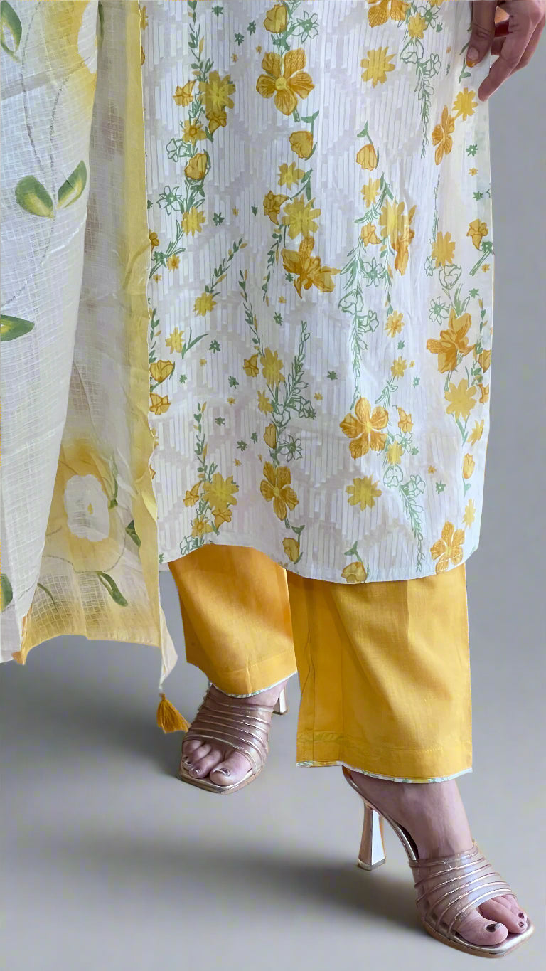 ava pure cotton suit