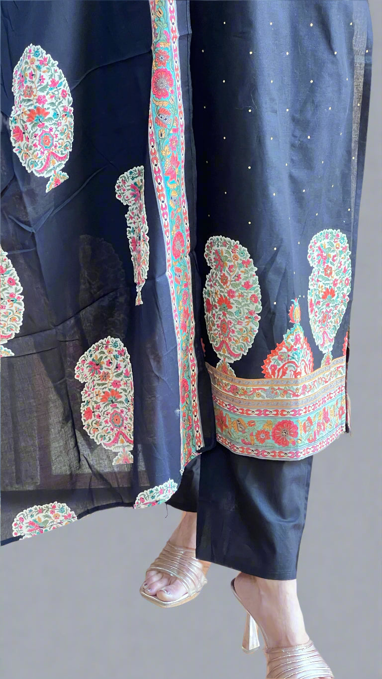 asmhe v neck embroidered suit