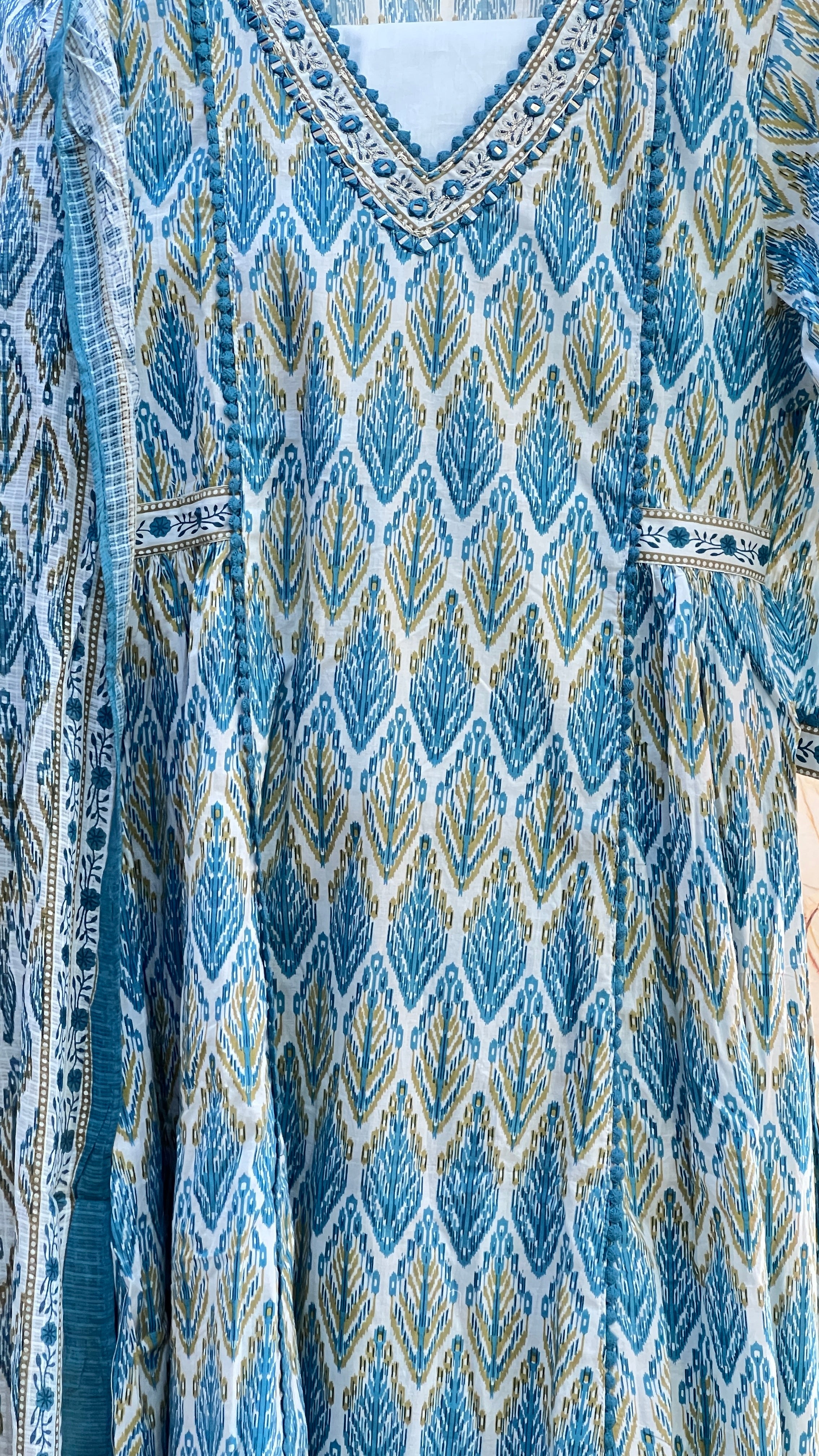 alva aline printed suit