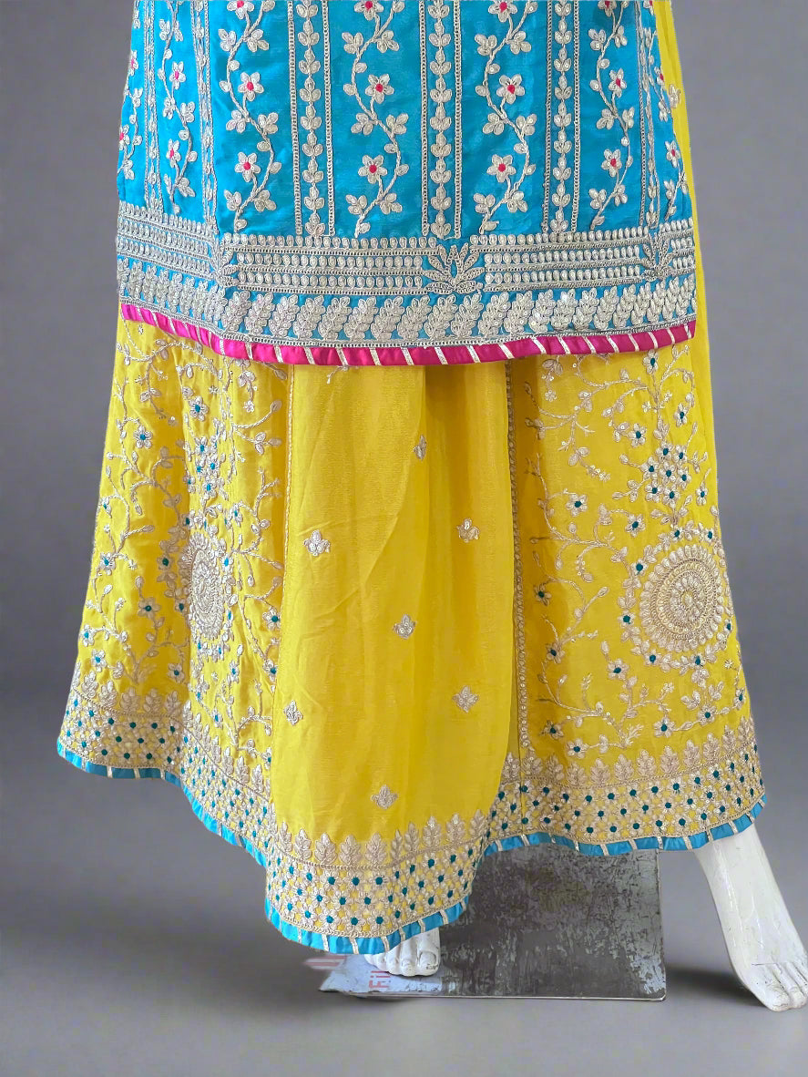 chinon gotta work suit with skirt