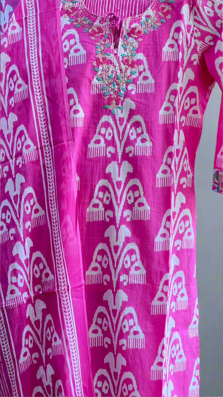 apurvi printed suit
