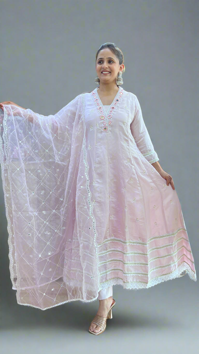 advi anarkali modal suit