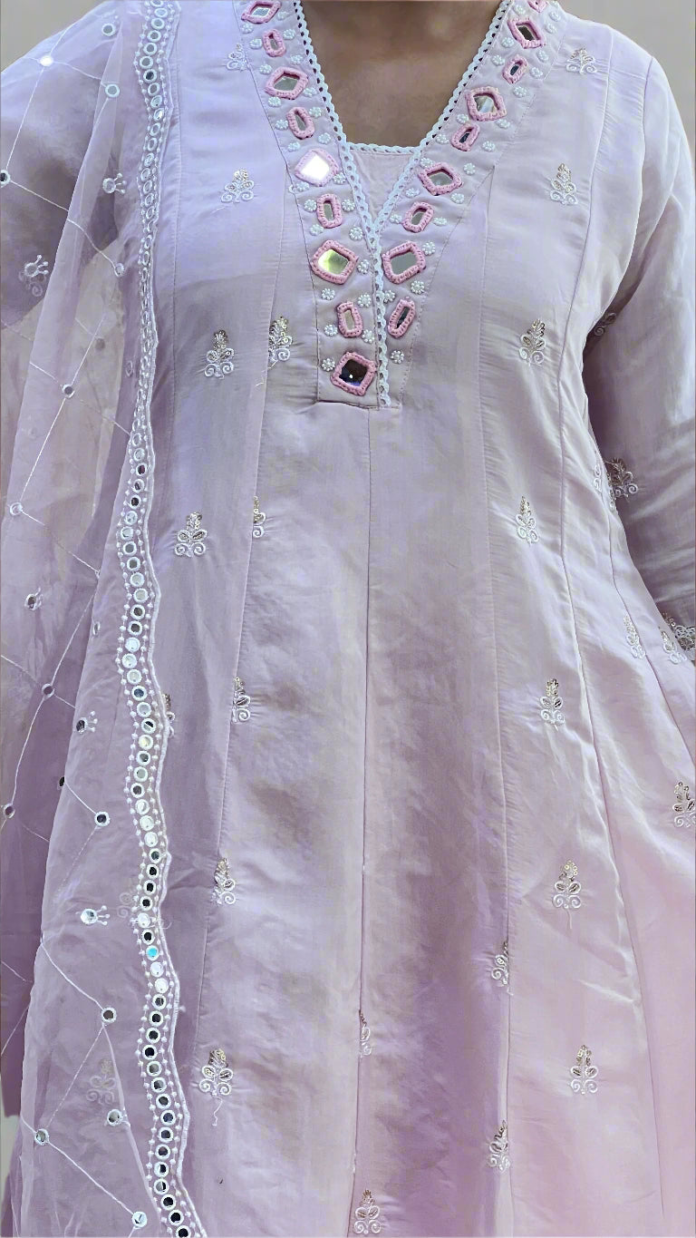 advi anarkali modal suit