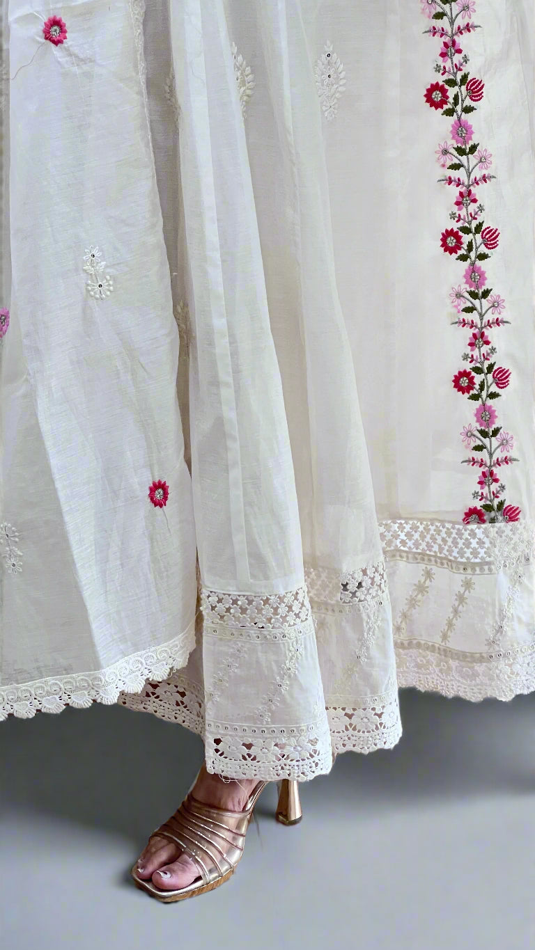 avni embroidered anarkali suit