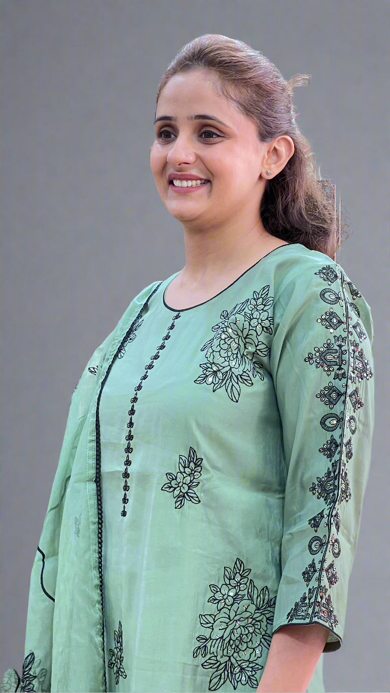 Avna pure modal suit