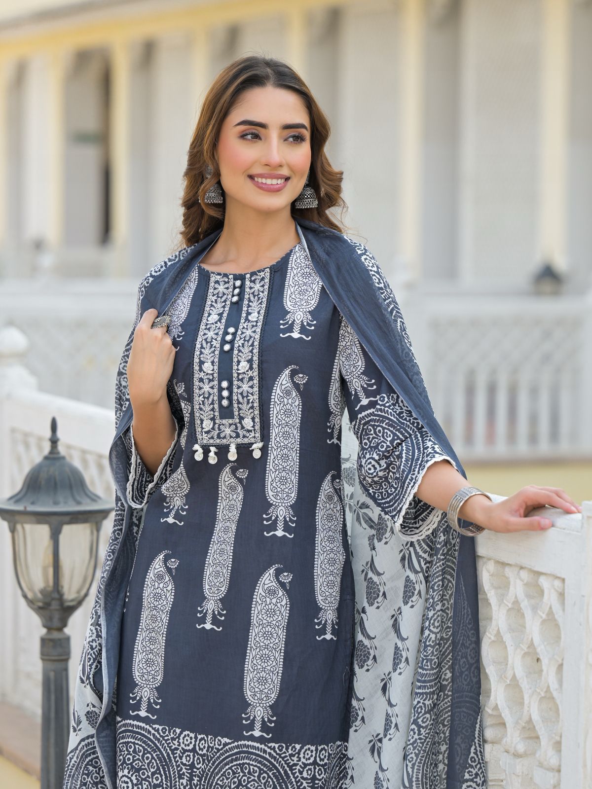 Anha farsi salwar suit