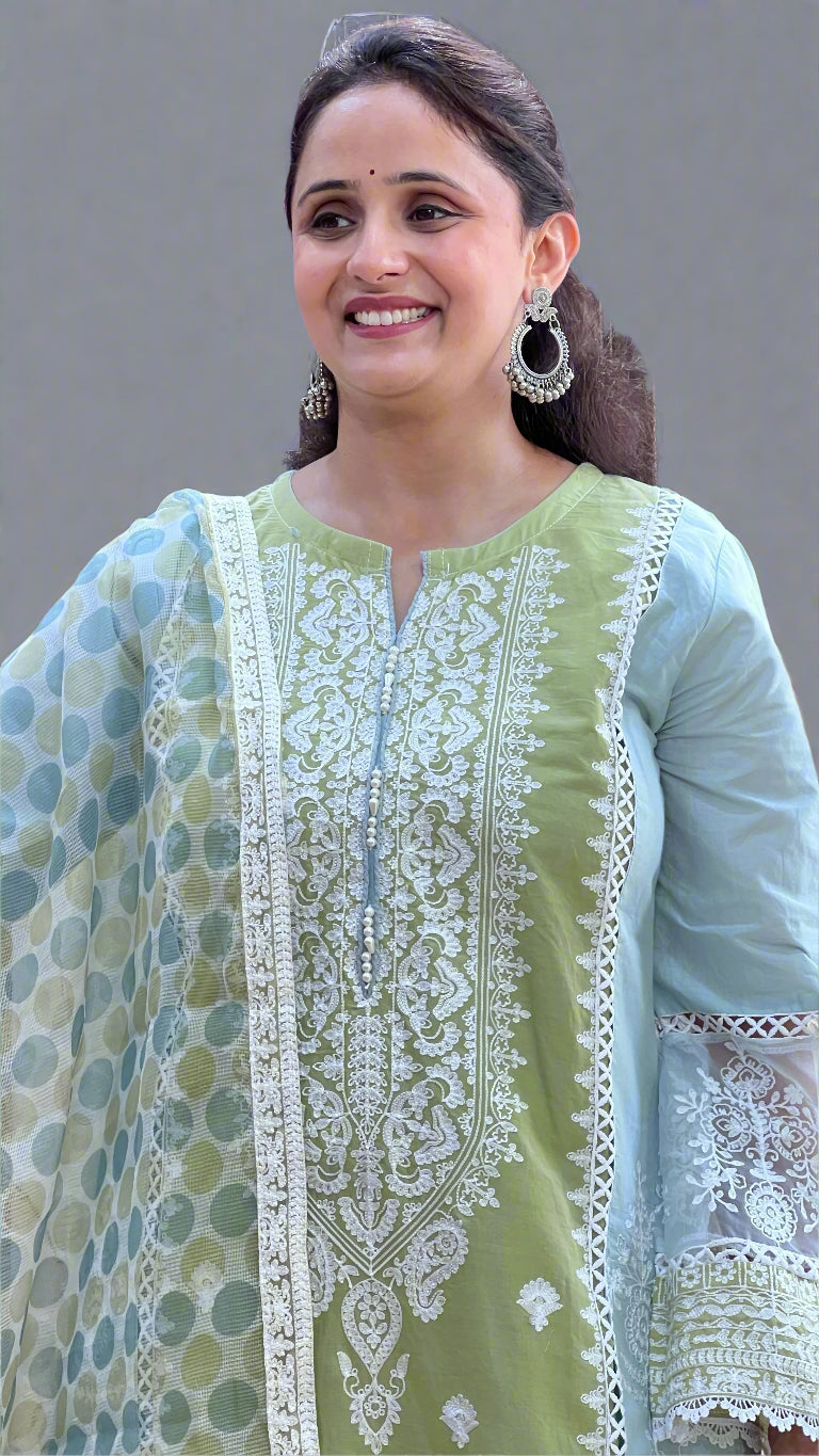 Azya pakistani suit