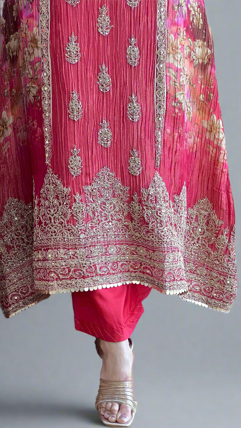 Crush chinon embroidered suit