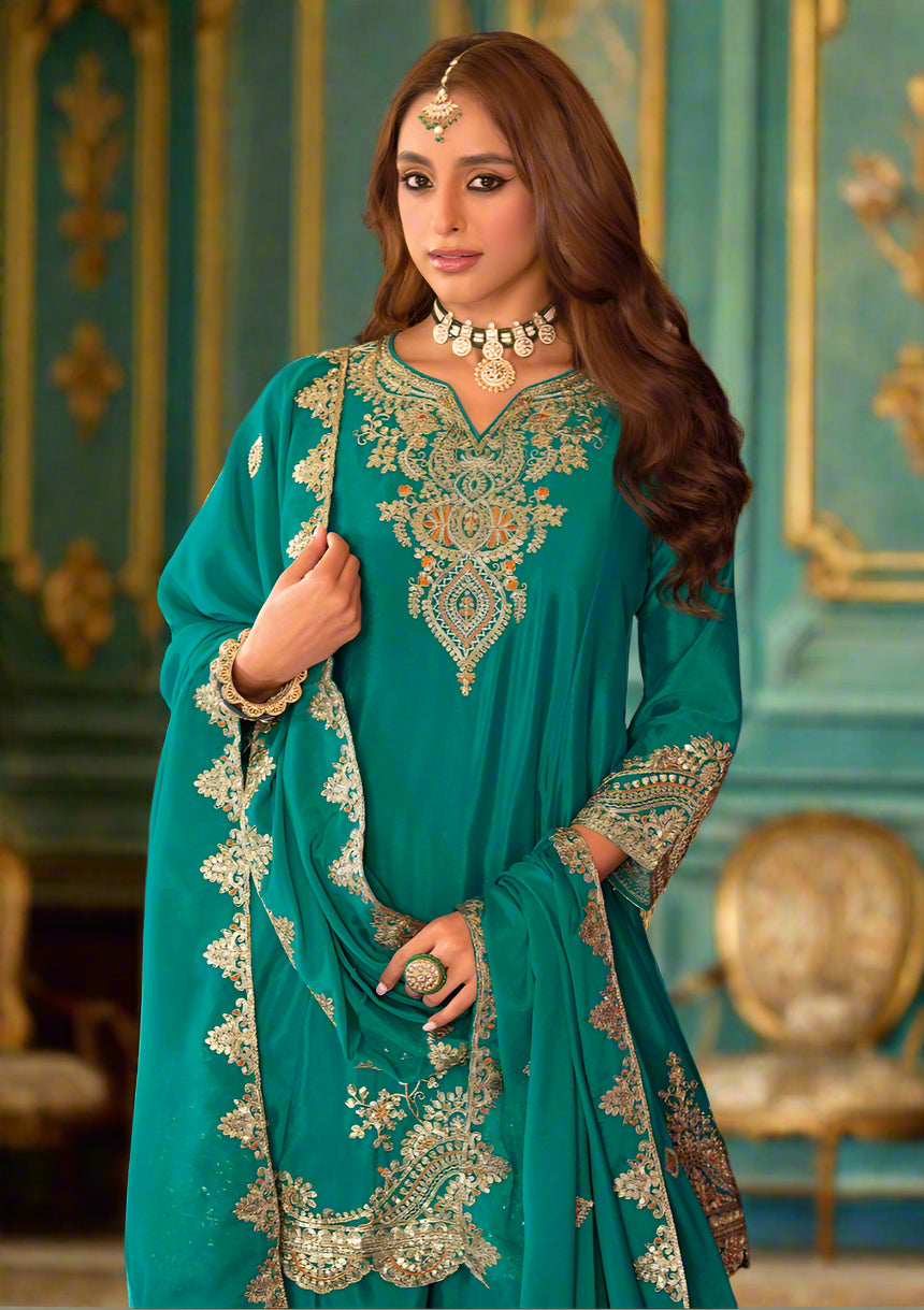 Chinon heavy embroidered suit