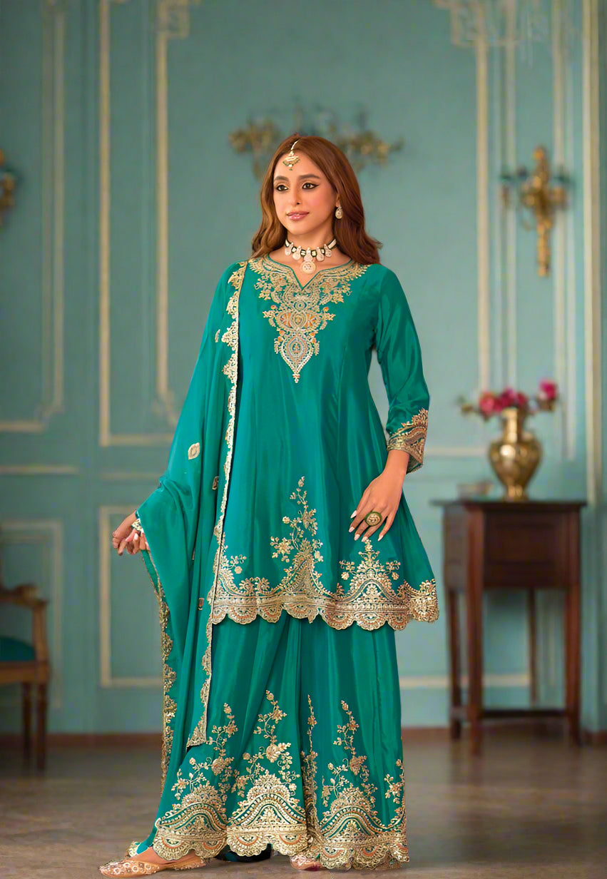 Chinon heavy embroidered suit