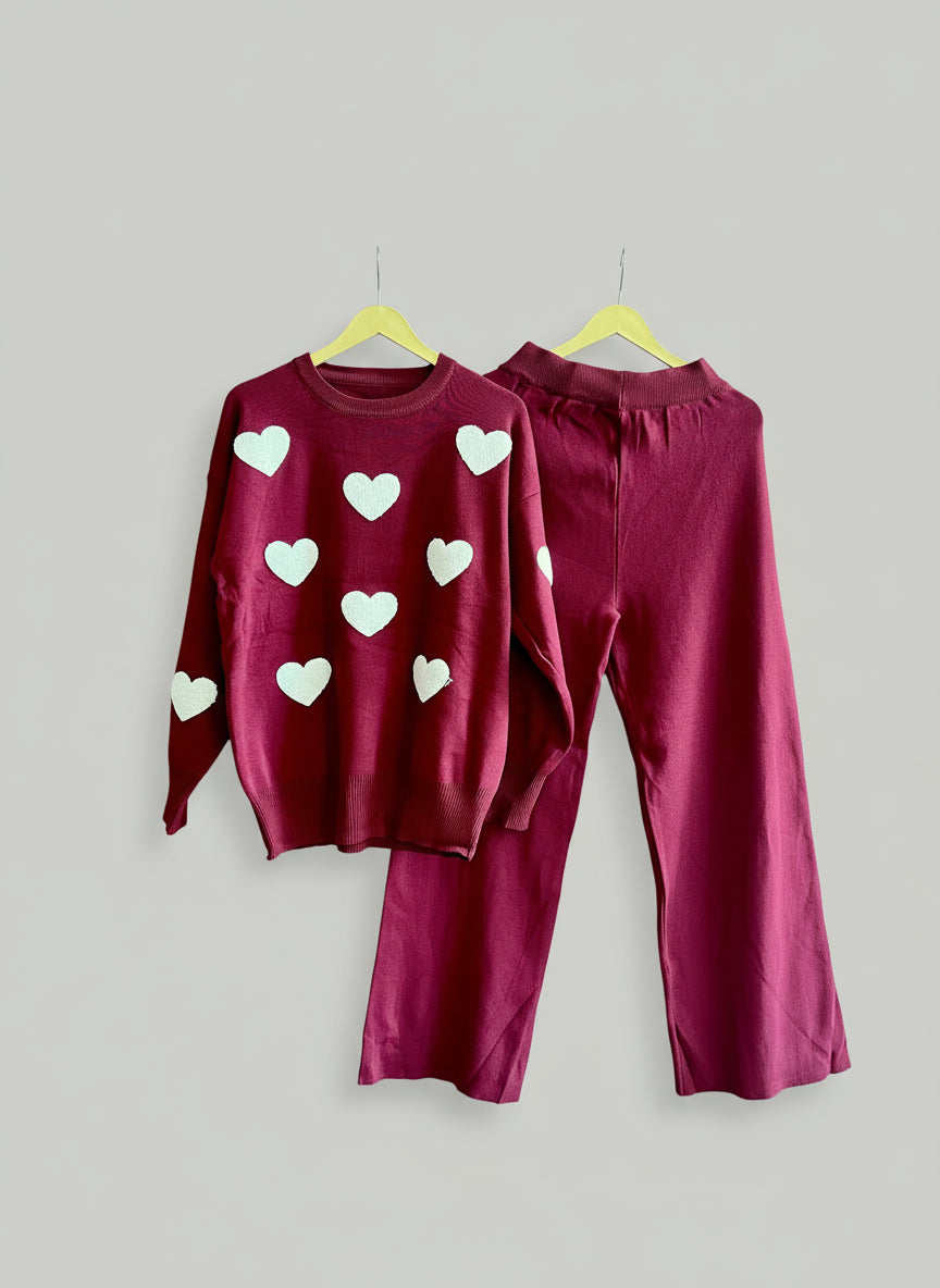 Heart weaving woolen cords