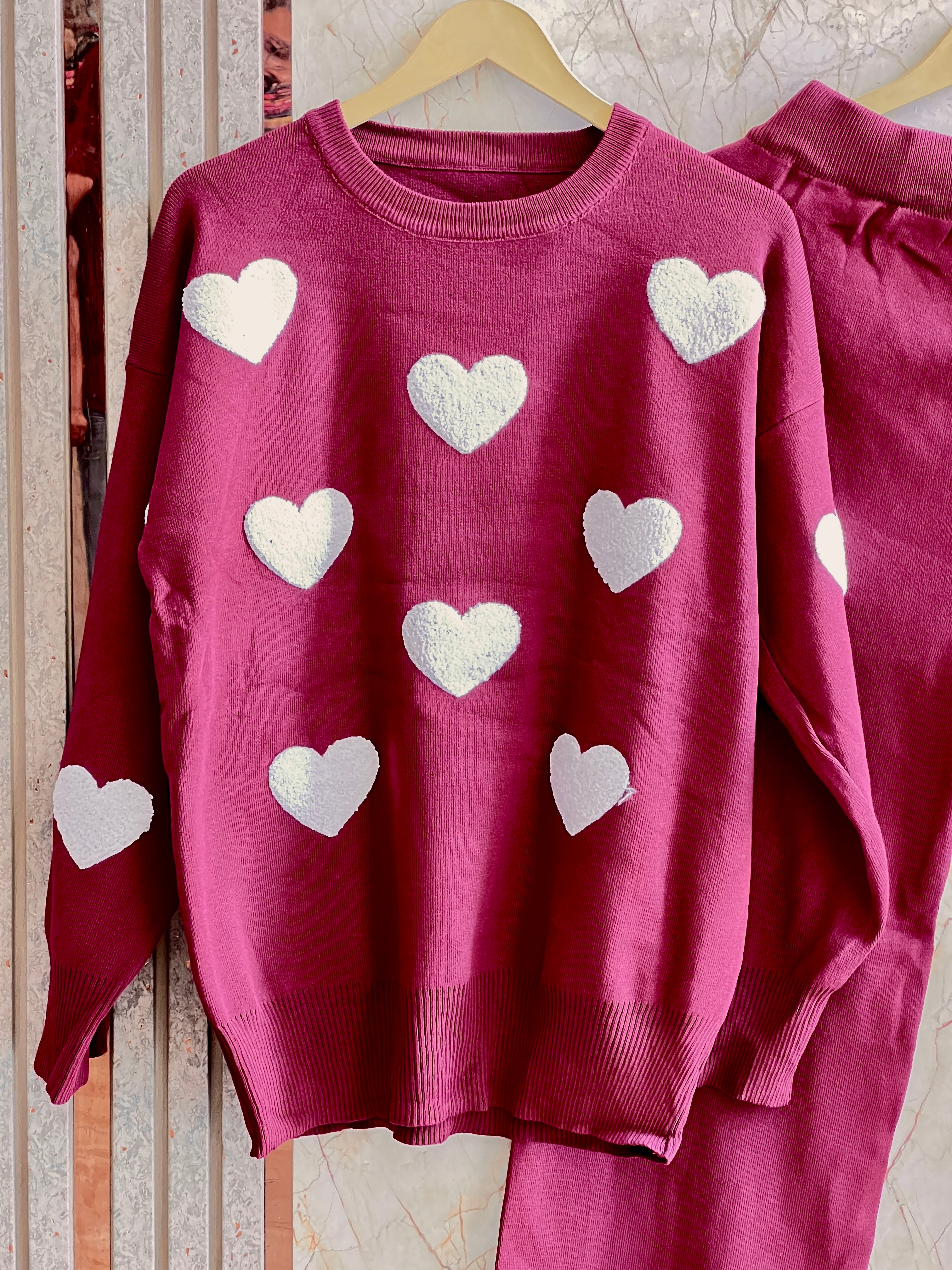 Heart weaving woolen cords