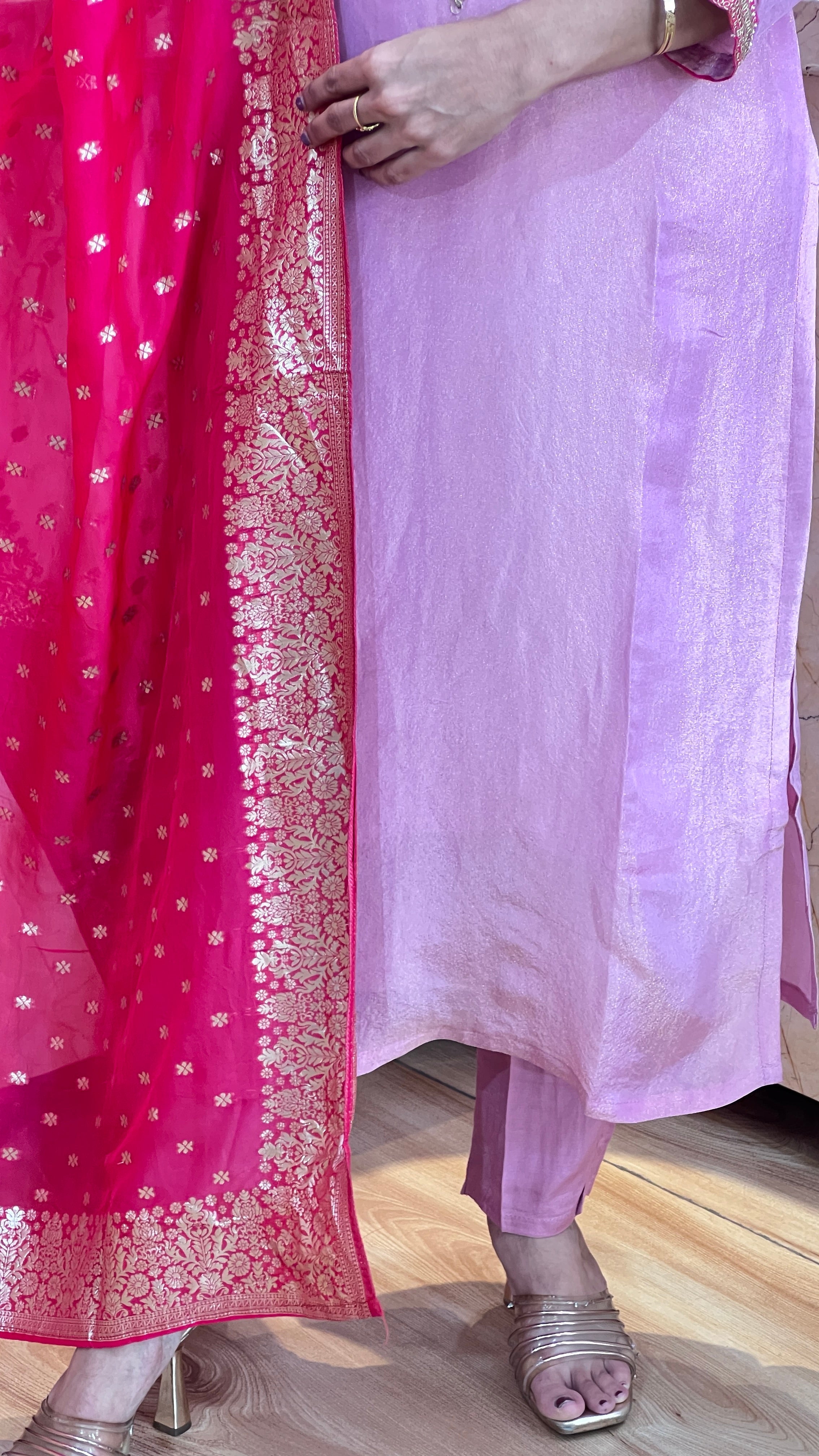 Shimmer tissue suit with banarsee dupatta