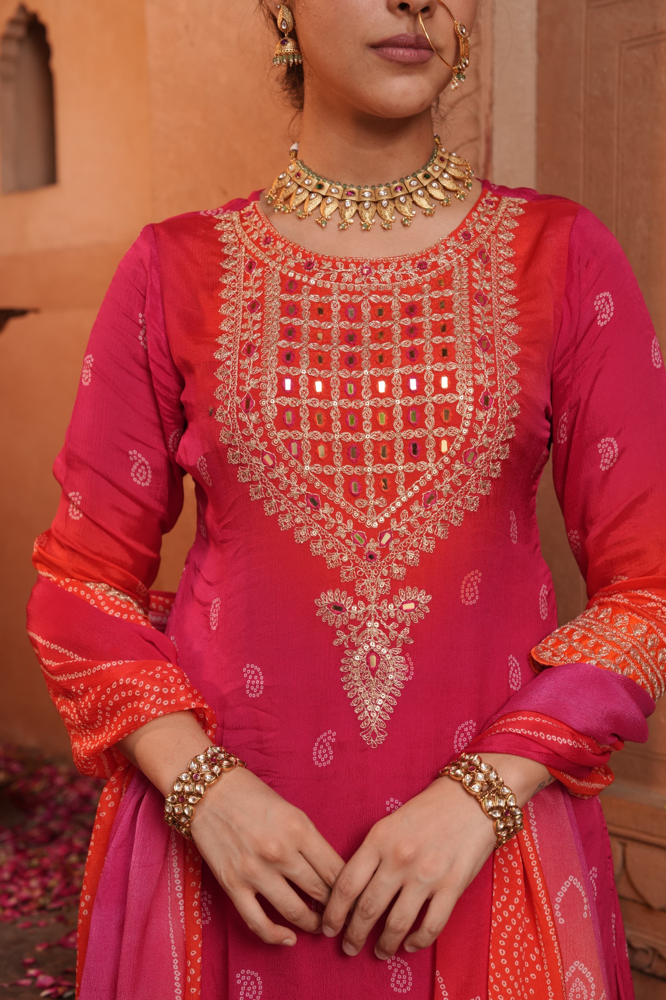 Chinon designer suit with skirt