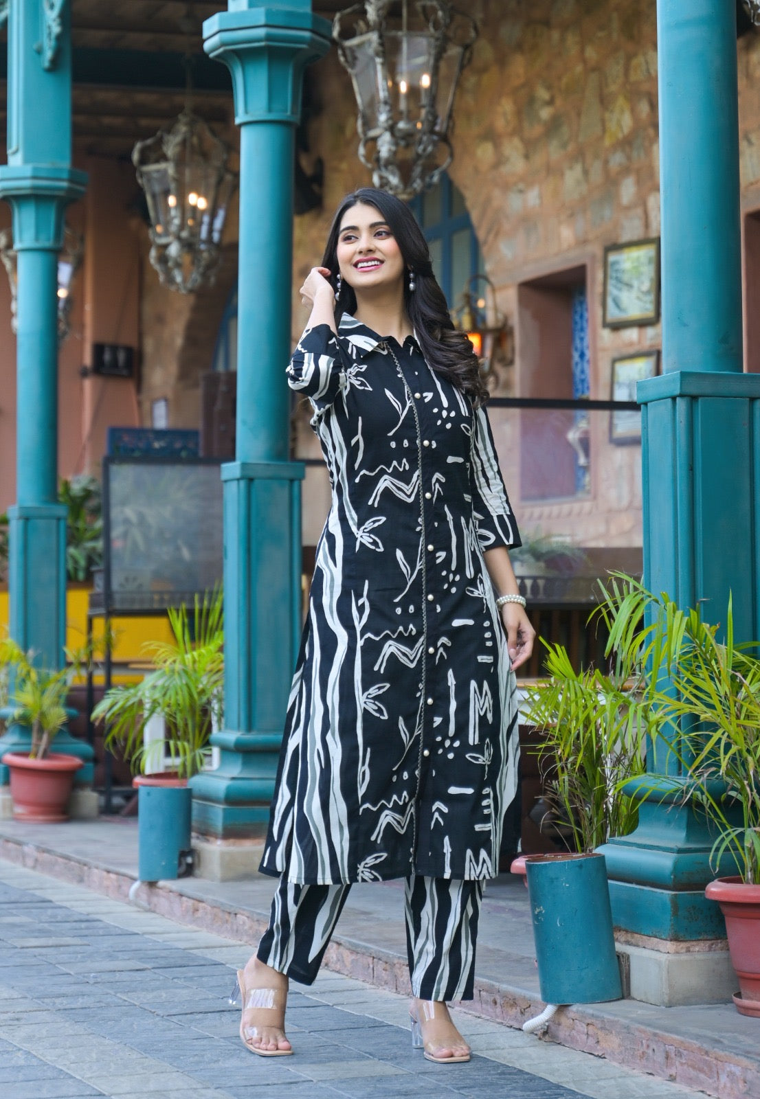 Agam collar cord set