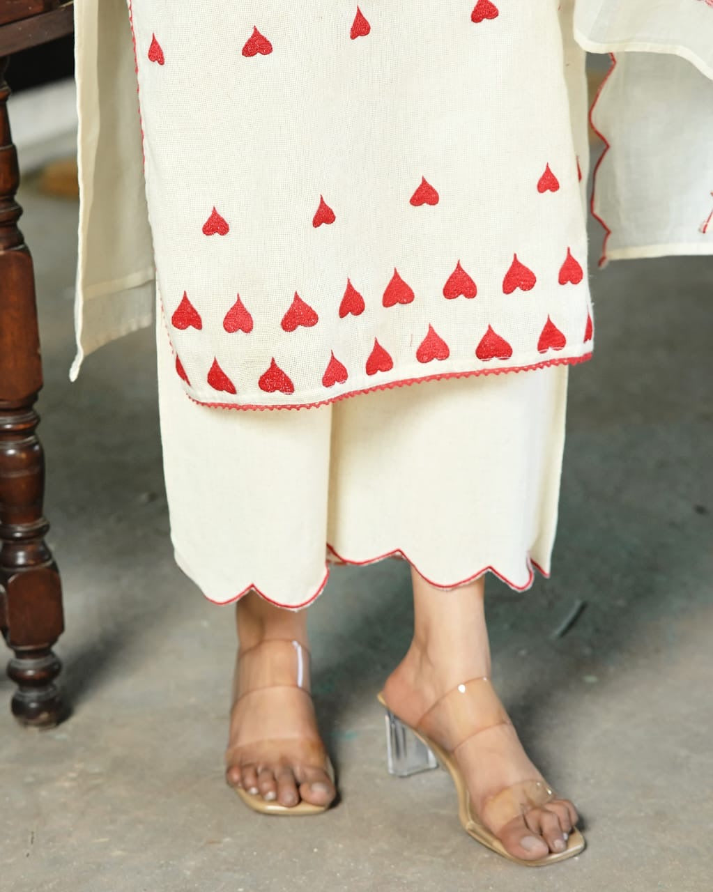Ahna khadi cotton suit (without sleves)