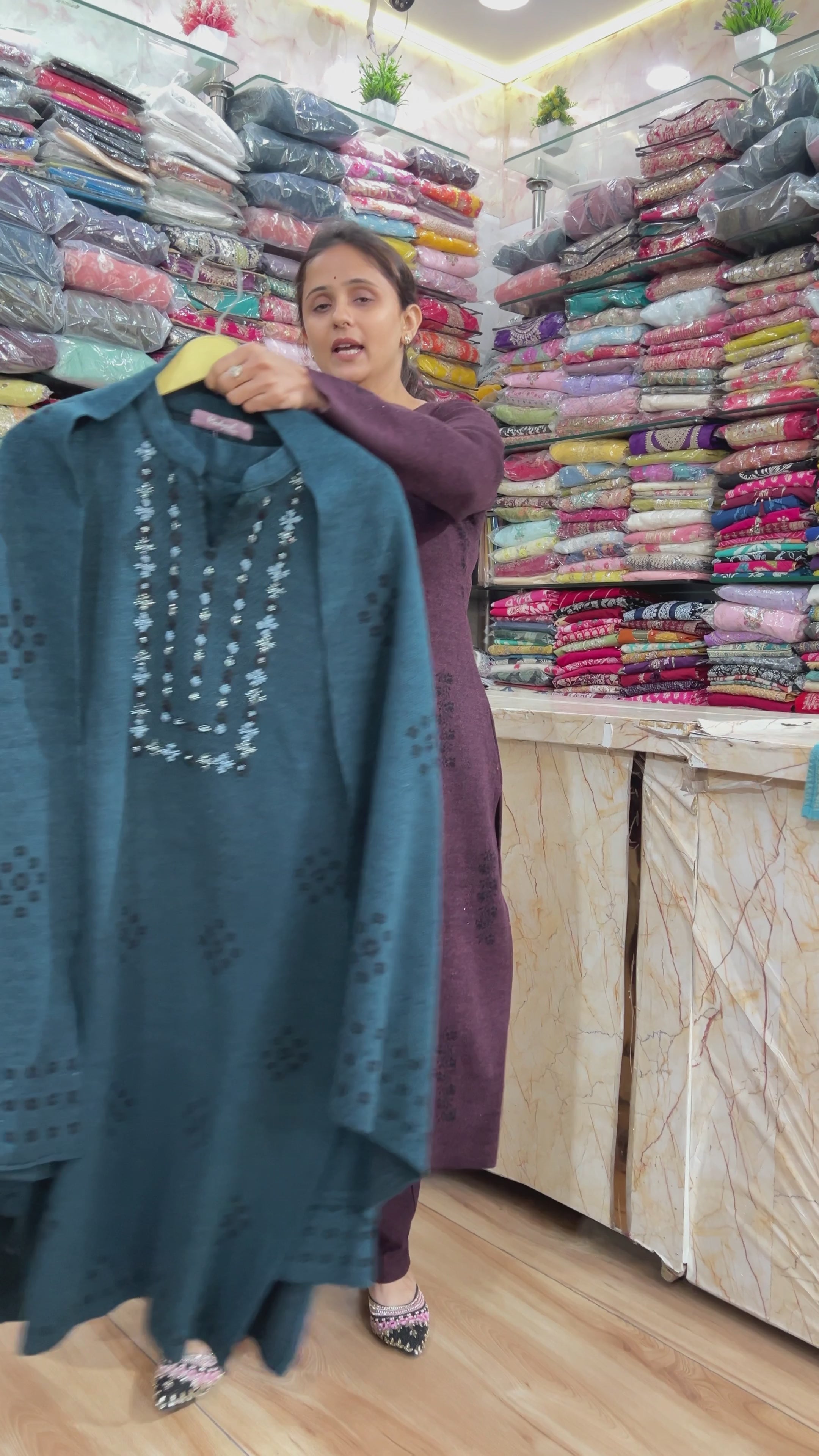 woolen knitted suit (5508)