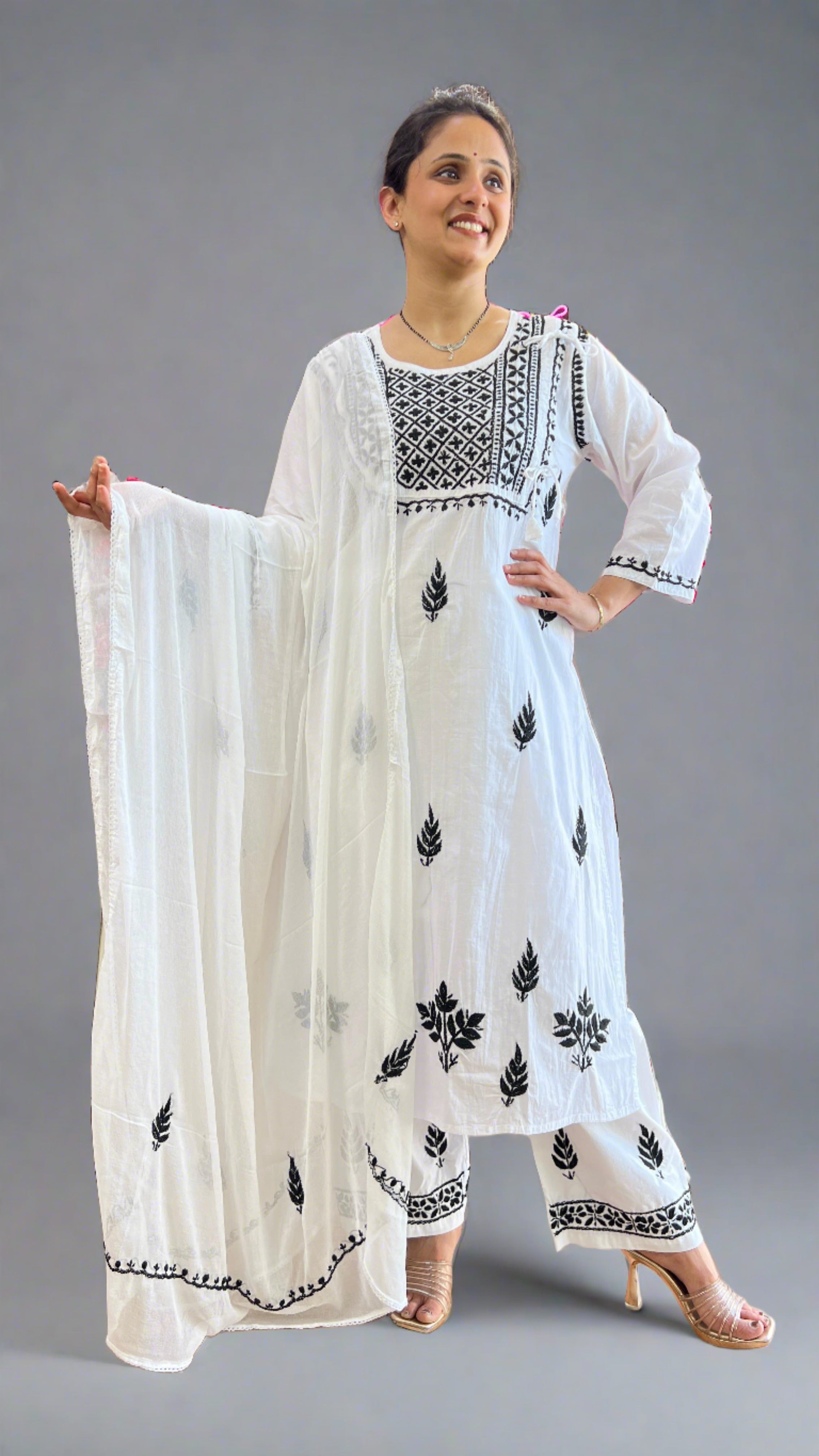 Ayesha Lakhnavi Plazo set Suit