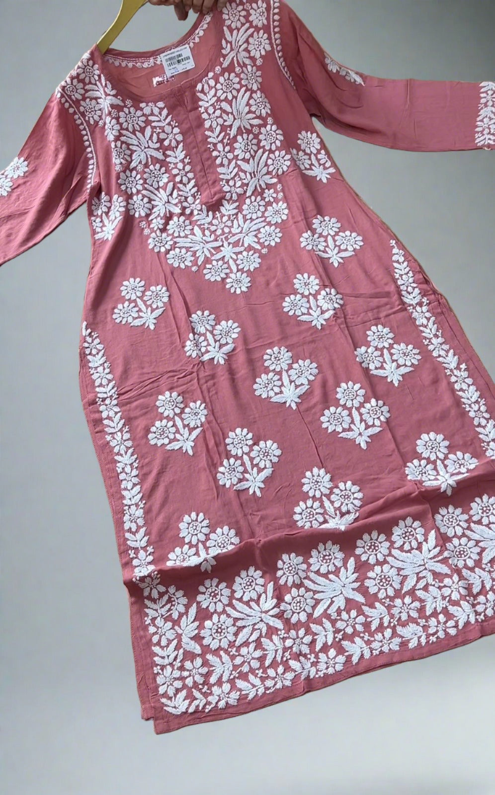 Abha Lakhnavi Kurti