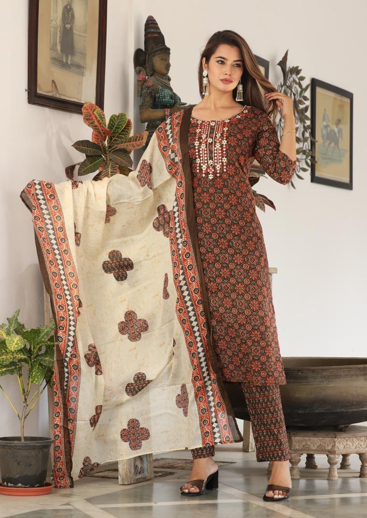 Pihu Printed Neck Work Suit