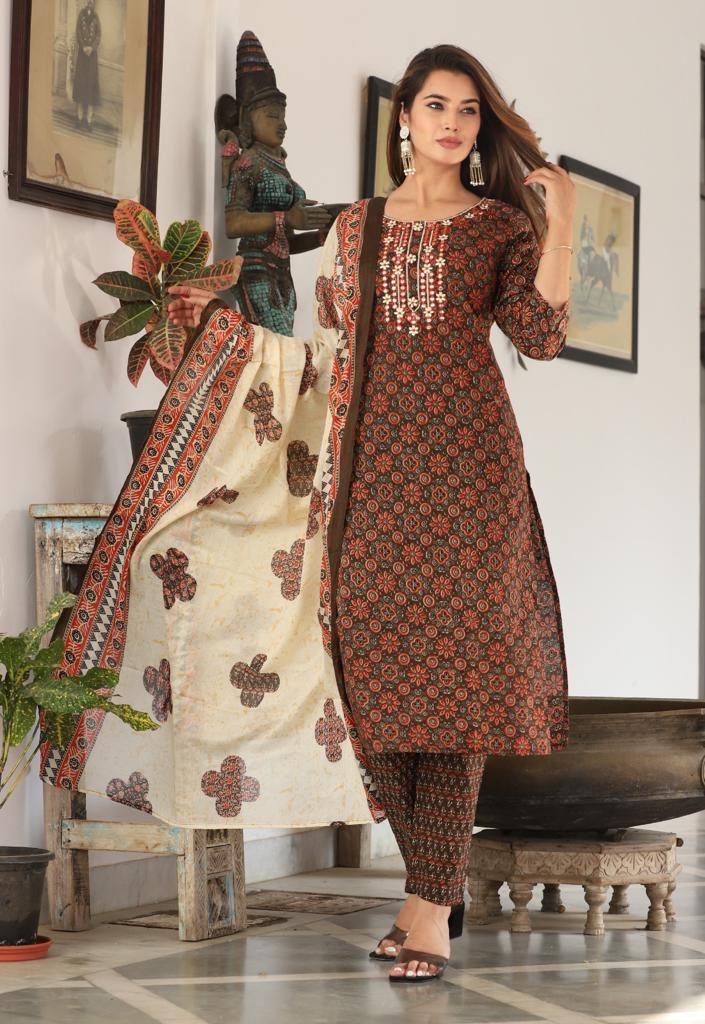 Pihu Printed Neck Work Suit
