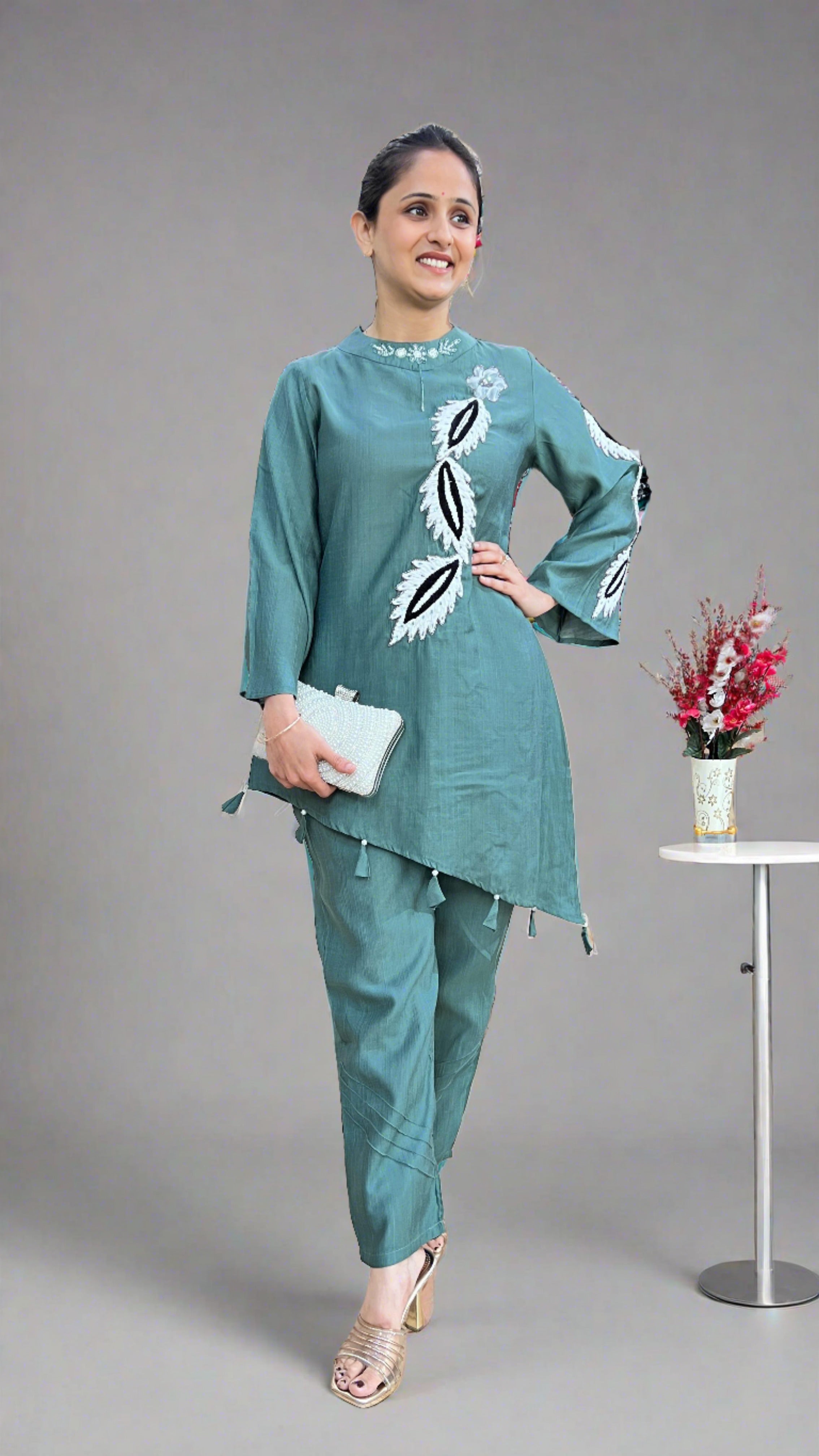 Avya Designer Cord Set